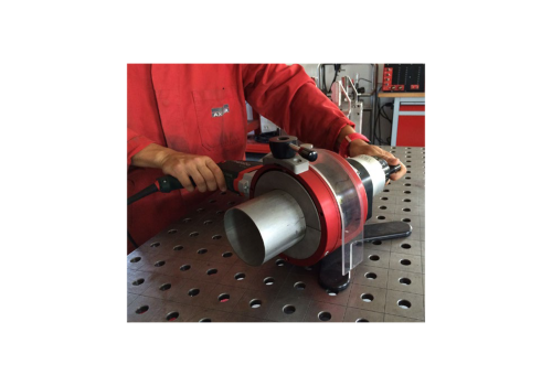 MACHINE DE DRESSAGE POUR TUBES DE Ø12 - Ø115 MM (SERRAGE CONCENTRIQUE)